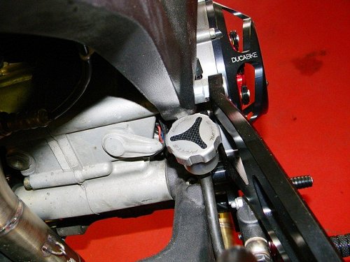 Ducabike Ausgleichsbehälterdeckel, hinten, silber - Ducati